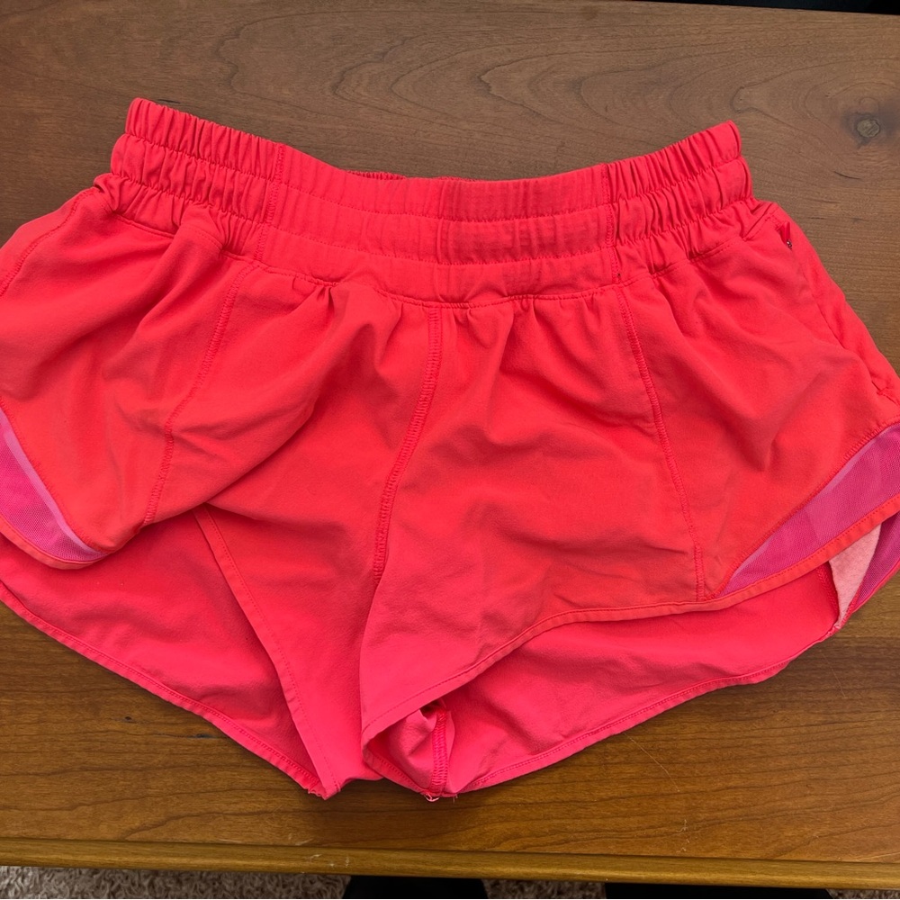 Lululemon xs shorts -    Coral